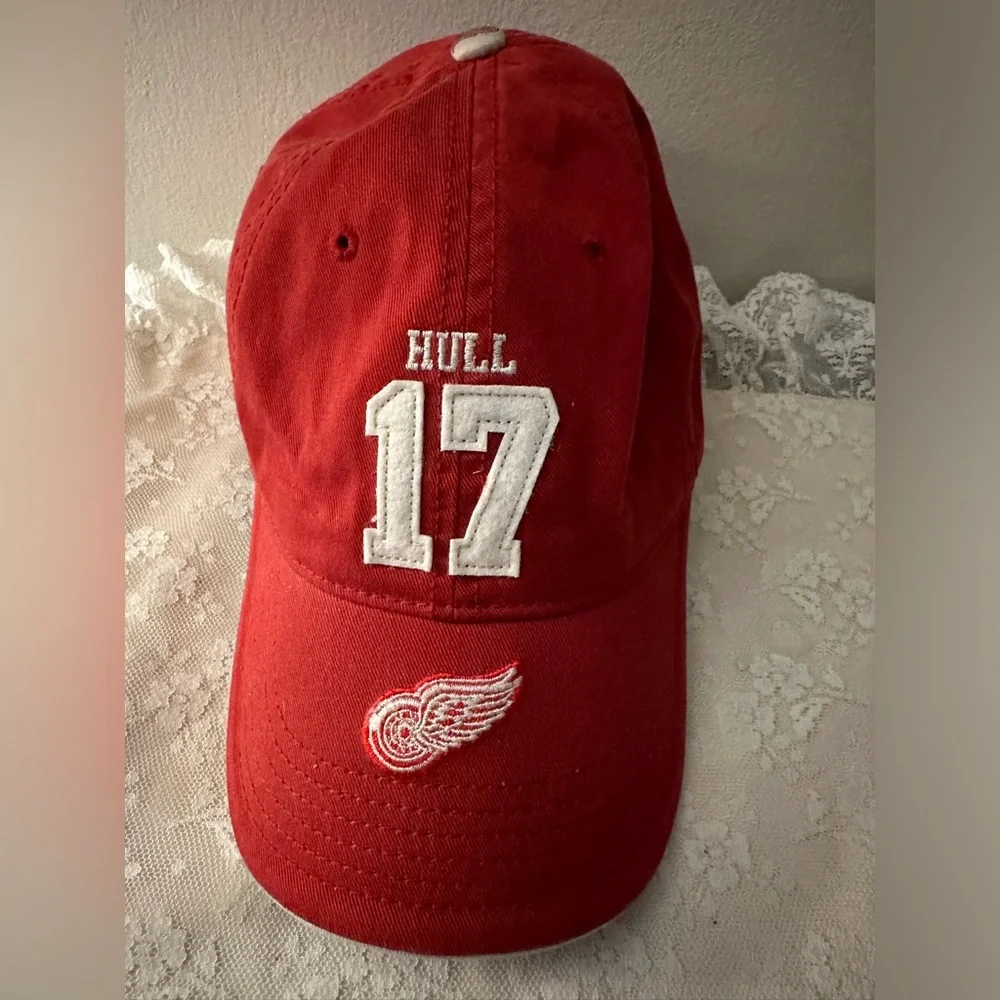 Detroit Red Wings #17 Brett ? Hull Cap